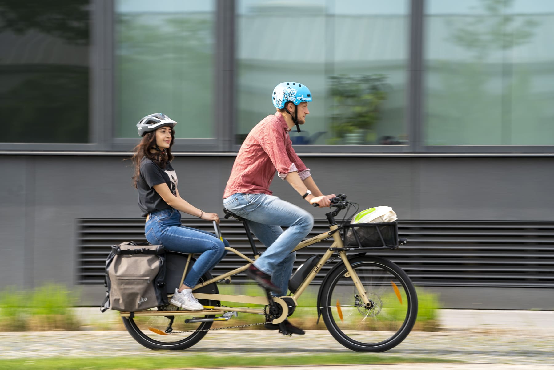 copy-of-yuba_el_mundo_sand_couple_bread_basket