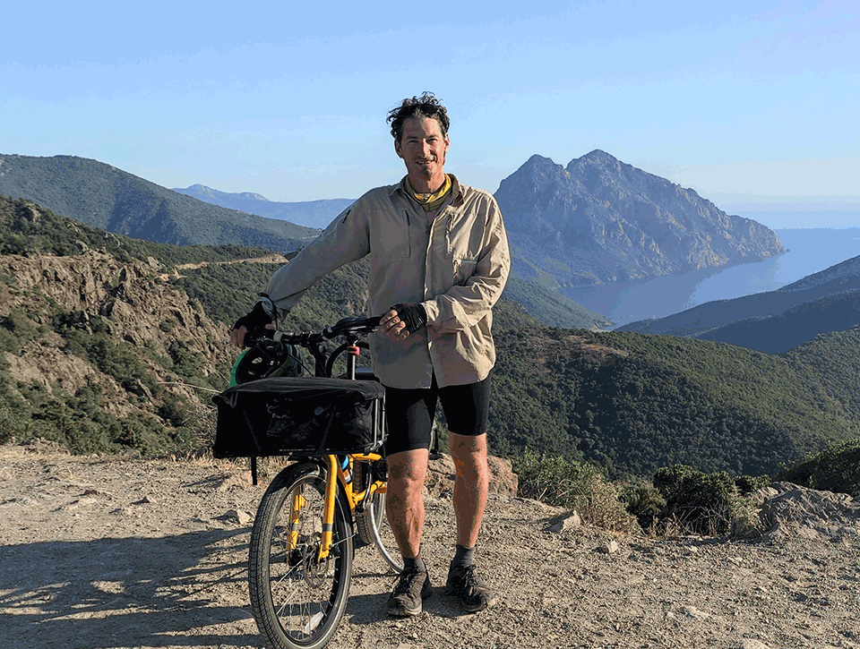 Art-Yellow-Kombi-Yuba-Corsica|||||||||||Kombi_trip_corsica